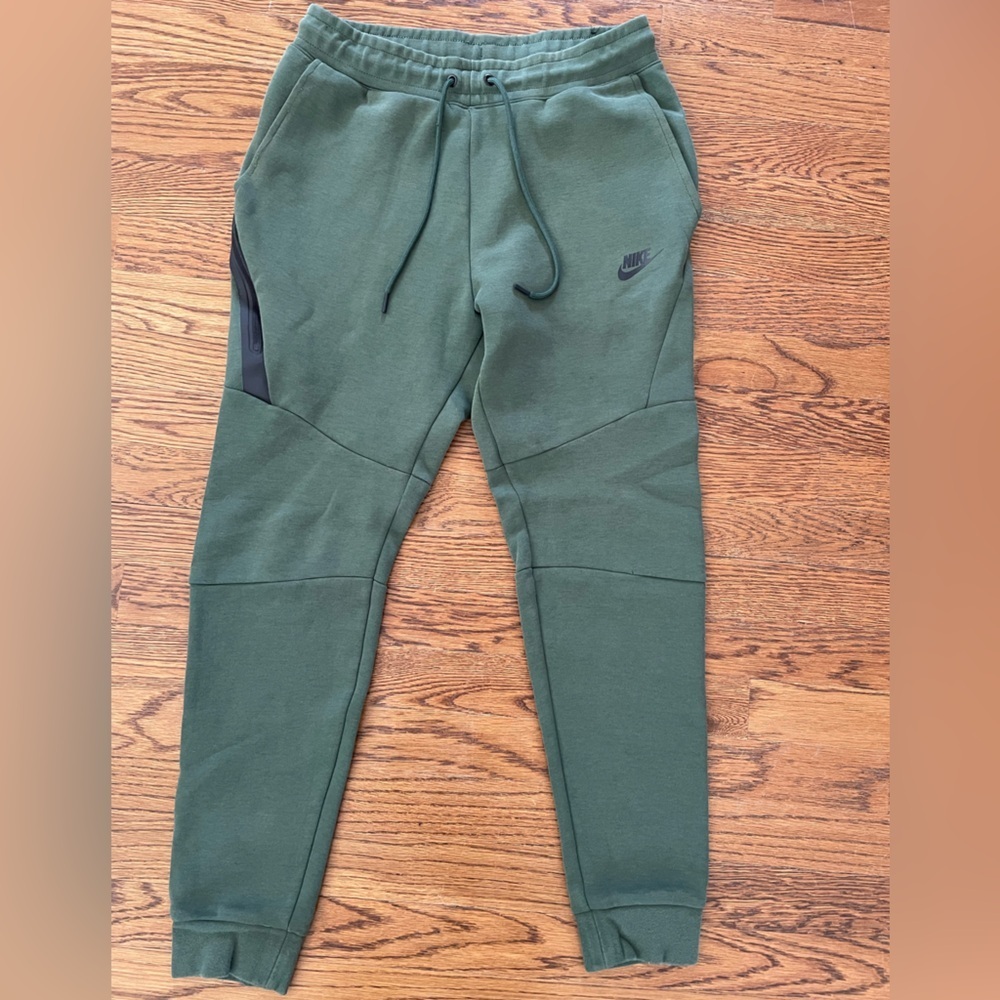 Nike Tech Fleece Joggers Mens Small Green Pants Tapered Zipped Pocket